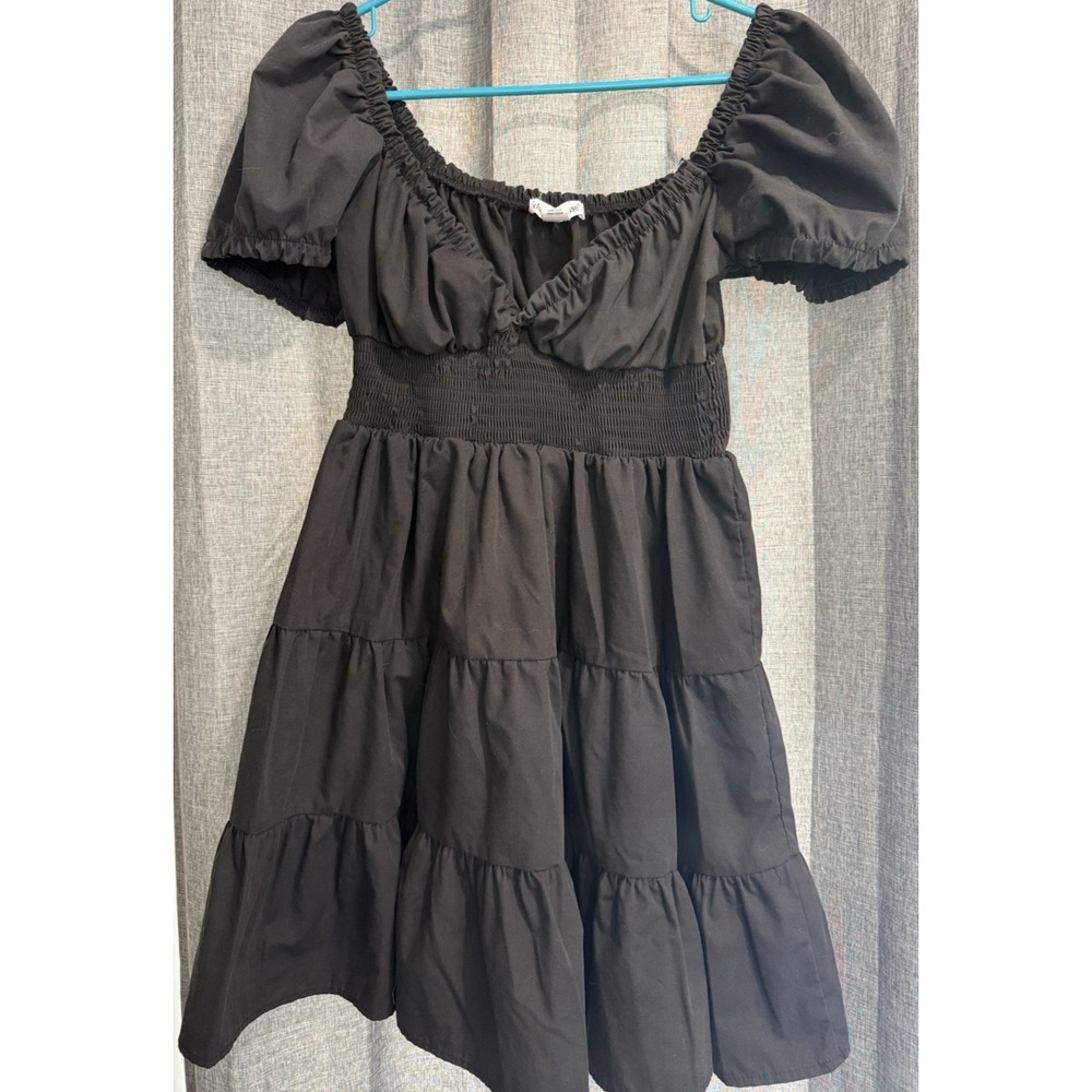 Charlotte Russe Black Short Sleeve Dress Size XL  V-neck‎ Smocked Waist